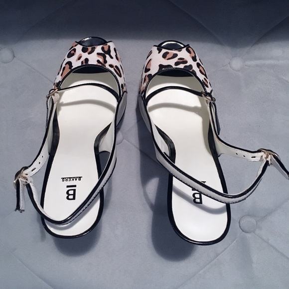 🍸NWOB Bakers ‘Emory’ Peep Toe Platform Pumps🍸 - Picture 3 of 7